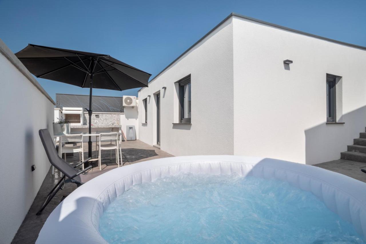 شقة Casa Limoncino By Locap Group كوبر المظهر الخارجي الصورة
